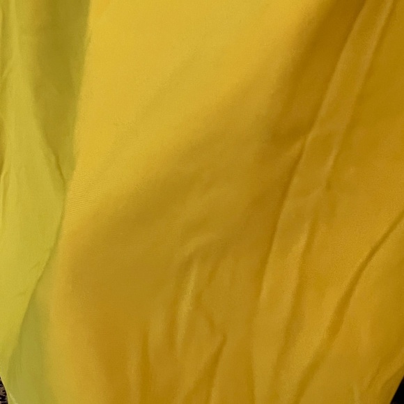 Bright yellow/green lululemon shirt - Picture 2 of 5